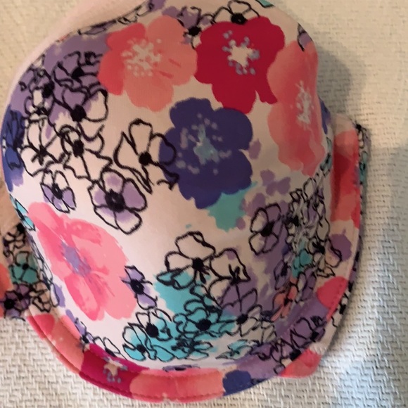 Like new Olga bra size 36C - Picture 9 of 10